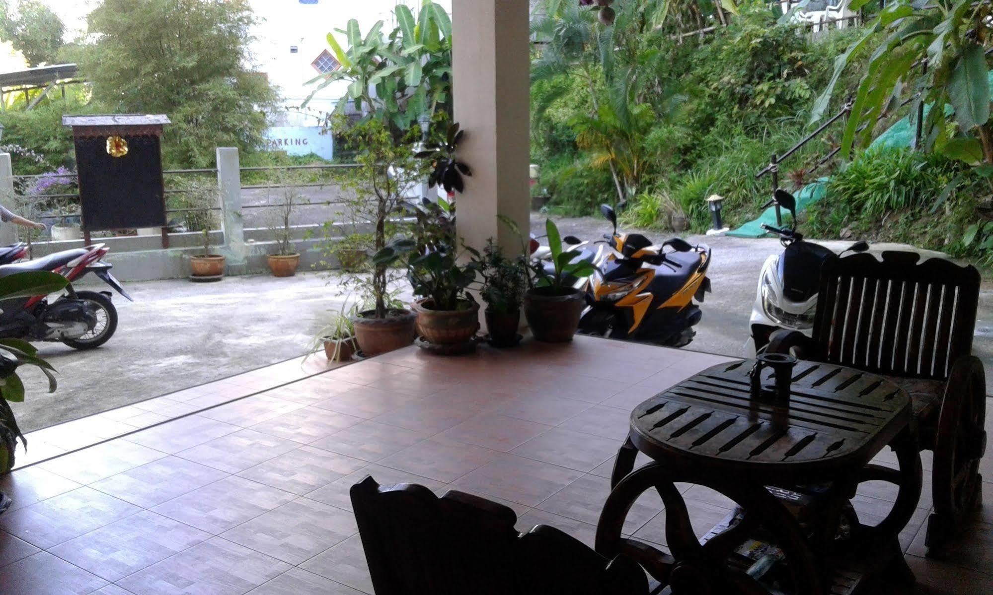 Hotel Feng Shui House Patong Exterior foto